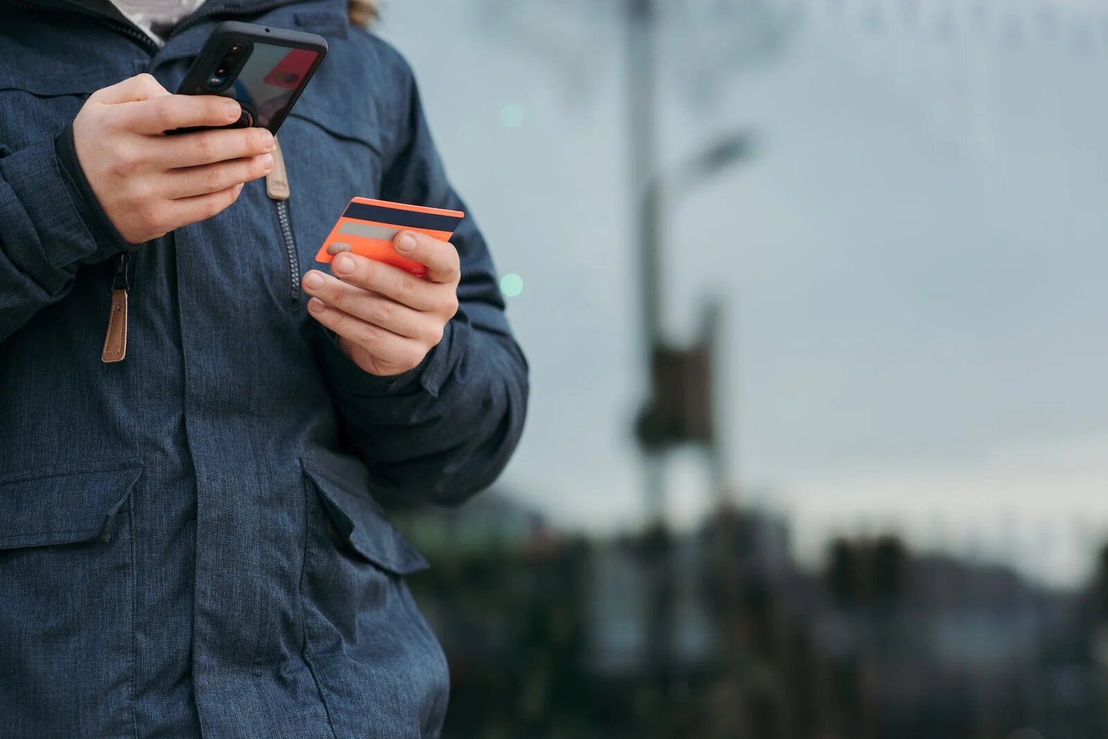How to build credit with a credit card